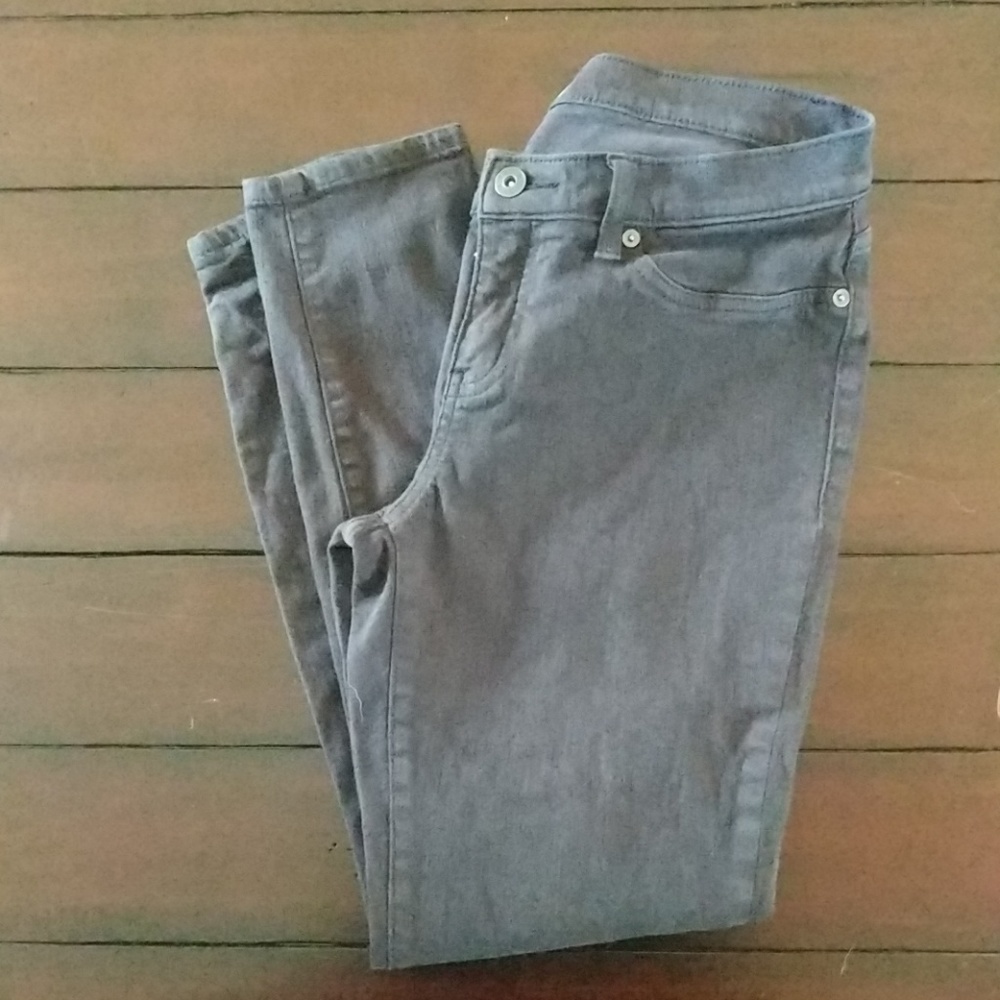 Lila Ryan • skinny jeans